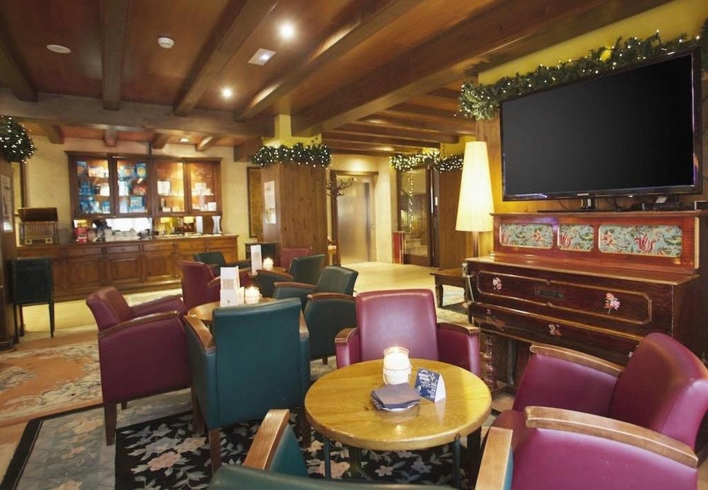 Ski Plaza Hotel Wellness  Dining  Dining Image 13 13
