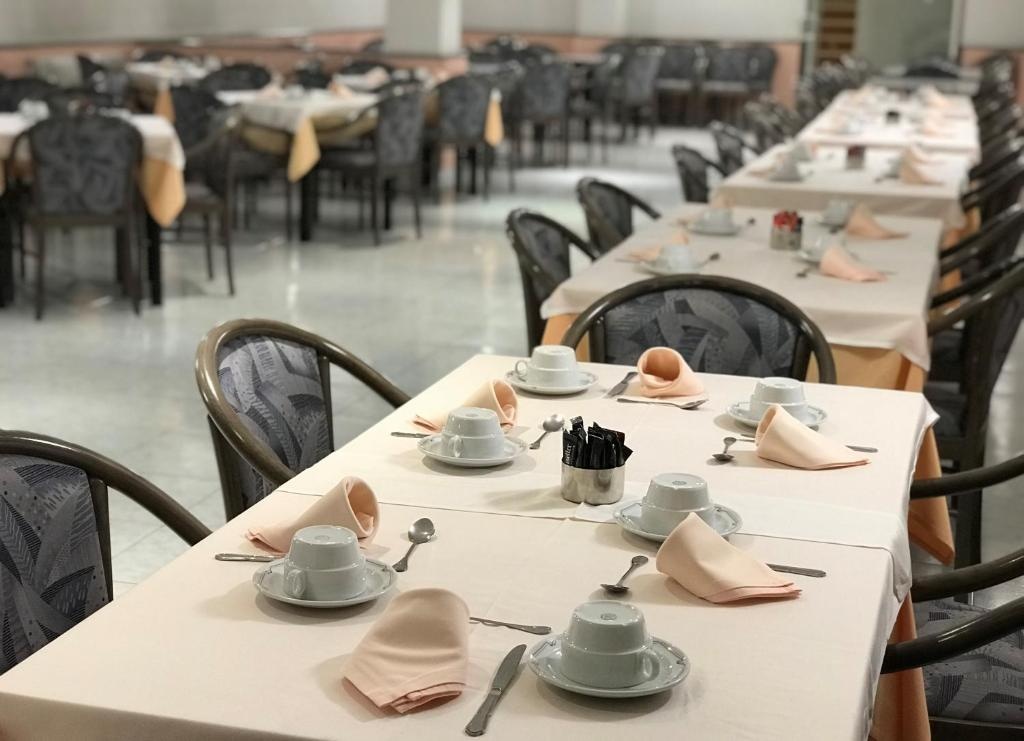 Hotel Roc Del Castell  Dining  Food And Beverages 2