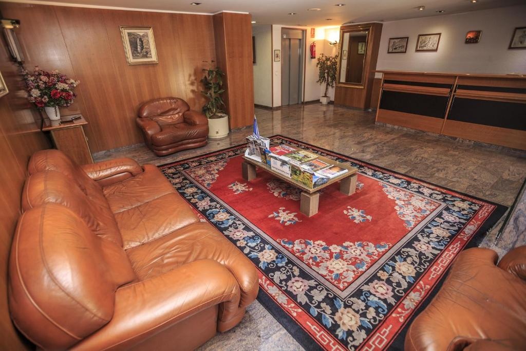 Hotel Roc Del Castell  Property Views  Lobby 3