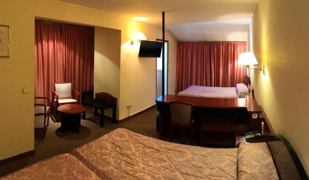 Hotel Roc Del Castell  Rooms  Rooms Image 8 8