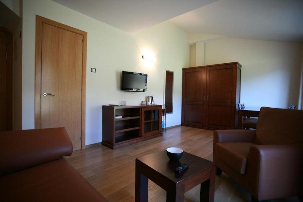 Obaga Blanca Spa  Rooms  Rooms Image 5 5