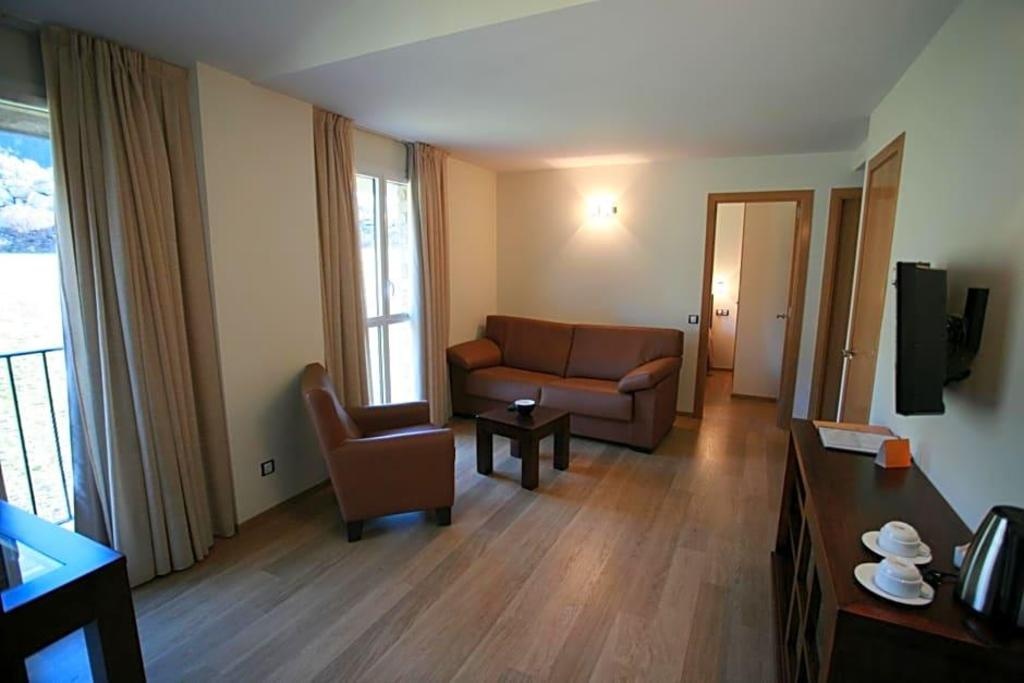 Obaga Blanca Spa  Rooms  Rooms Image 7 7