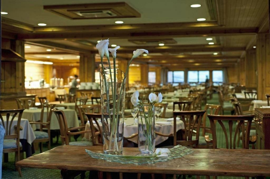Sport Hotel Village  Dining  Dining Image 1 1