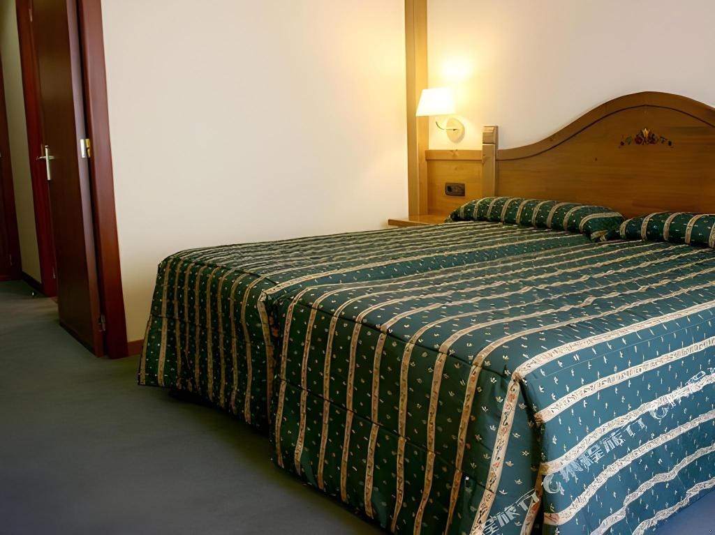 Sport Hotel Village  Rooms  Rooms Image 17 17