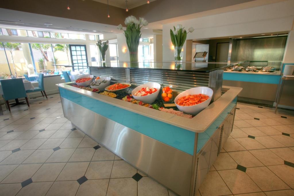 Mantra Legends Surfers Paradise  Dining  Restaurant 2