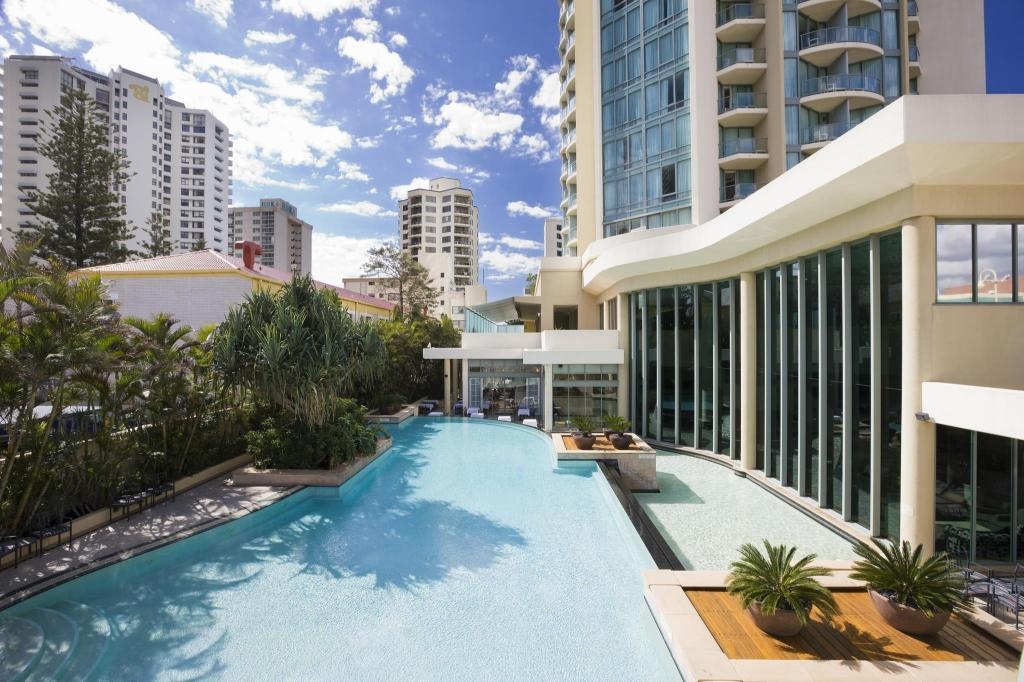 Mantra Legends Surfers Paradise  Facilities  Swimming Pool Outdoor 13