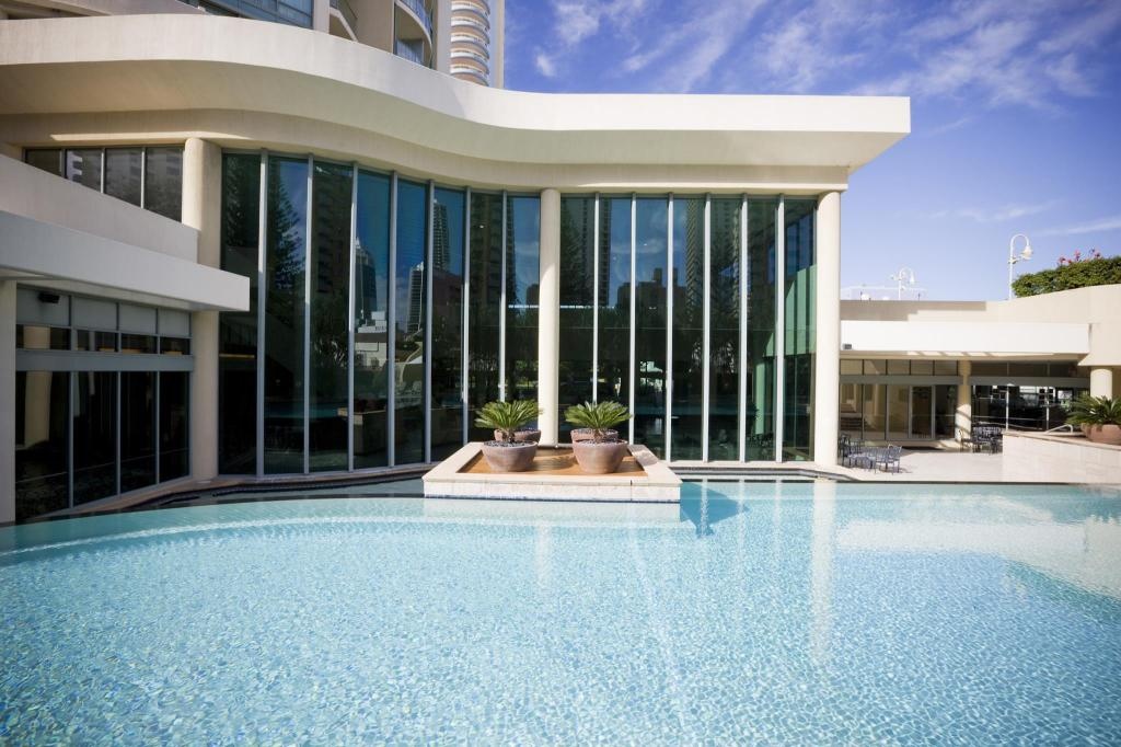 Mantra Legends Surfers Paradise  Facilities  Swimming Pool Outdoor 16