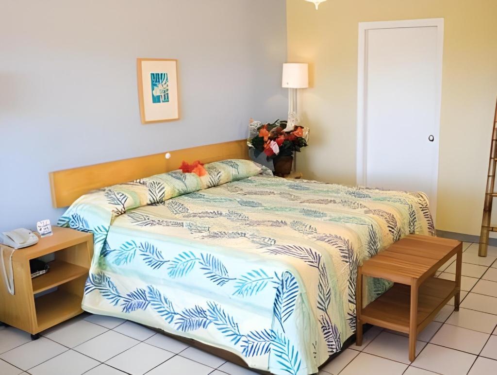 Flamingo Bay Hotel Marina  Rooms  King Room 6