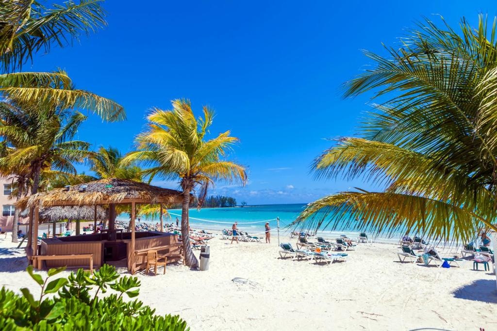 Island Seas Resort  Facilities  Beach 1