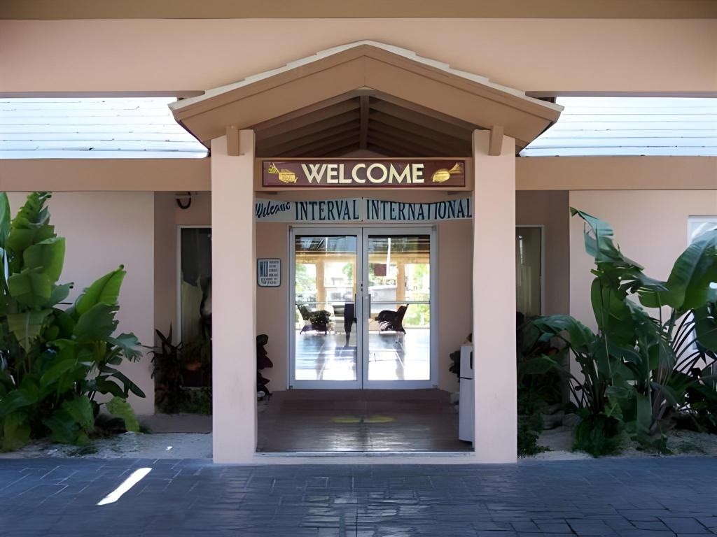 Island Seas Resort  Property Views  Exterior View 14