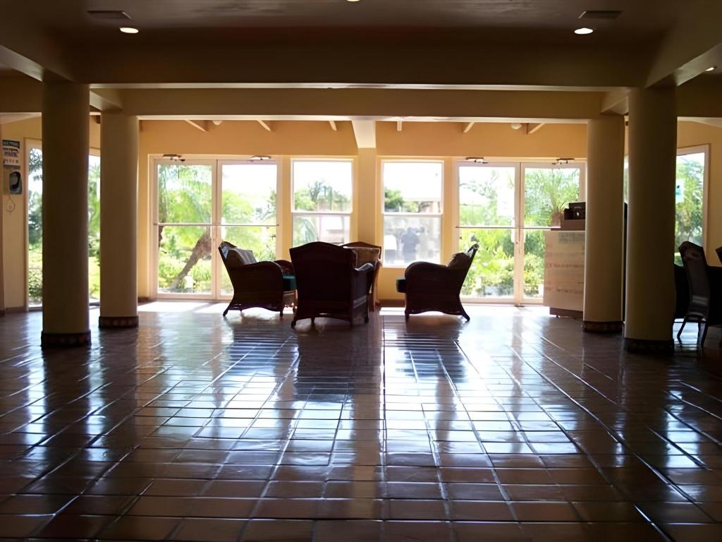 Island Seas Resort  Property Views  Interior View 3