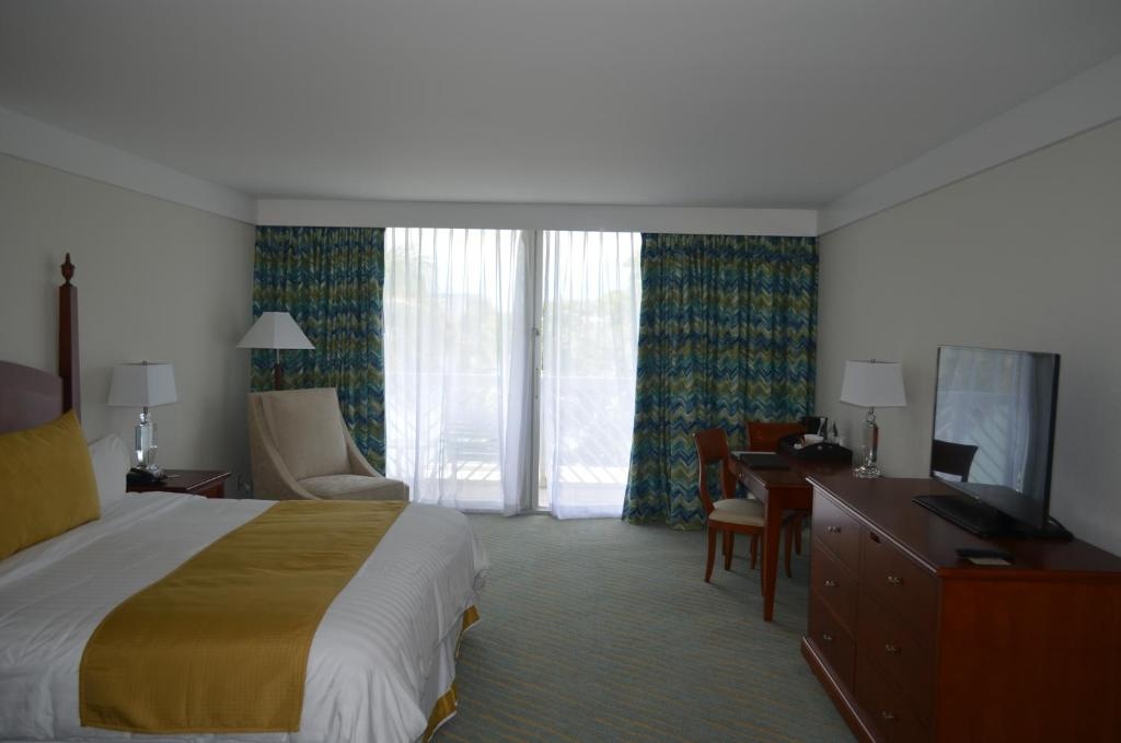 Grand Lucayan Resort Bahamas Lighthouse Pointe  Rooms  Rooms Image 4 4