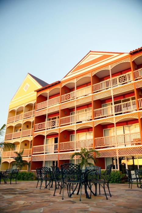 Pelican Bay Hotel  Facilities  Facilities 7