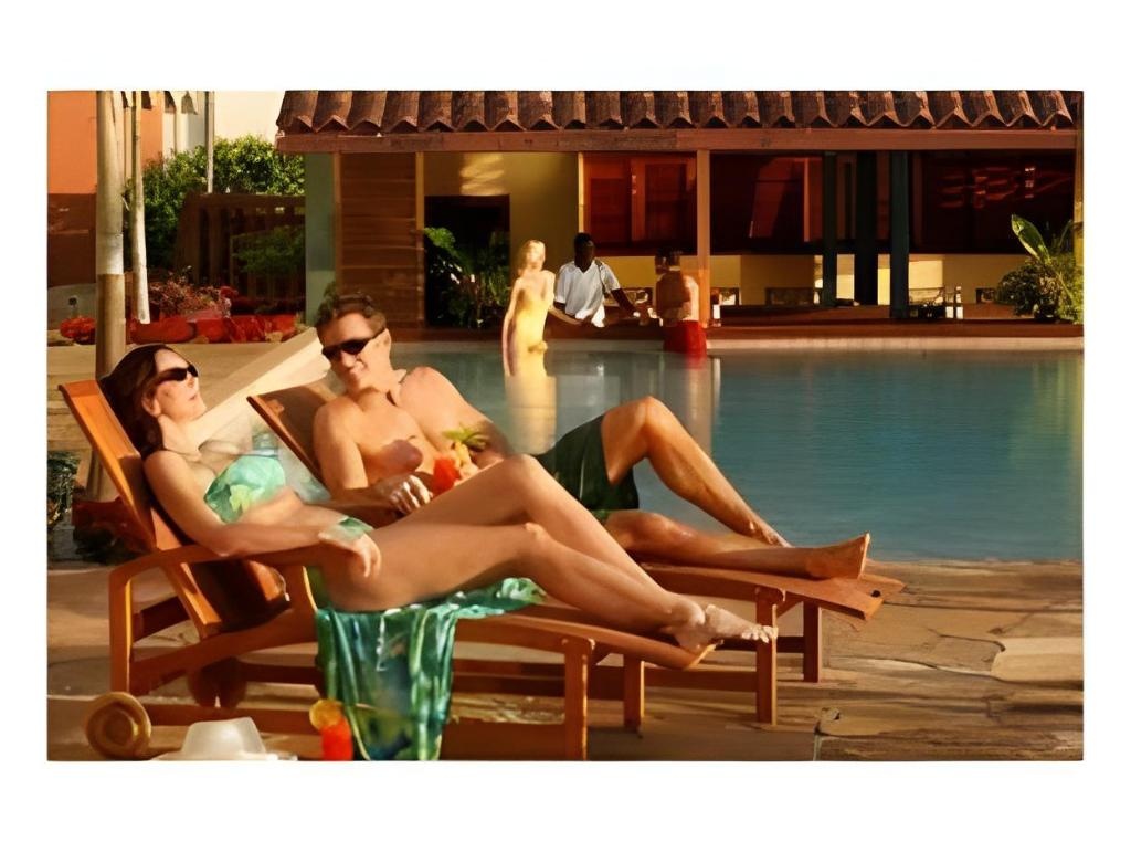 Pelican Bay Hotel  Facilities  Swimming Pool 16