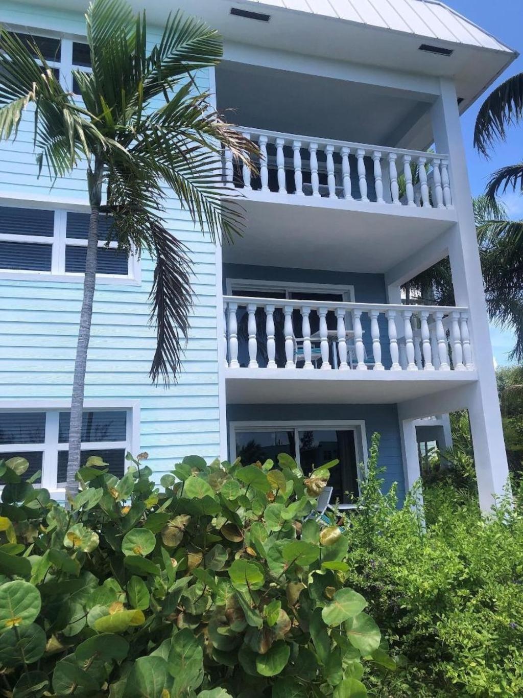 Dolphin Cove  Property Views  Property Views Image 18 18