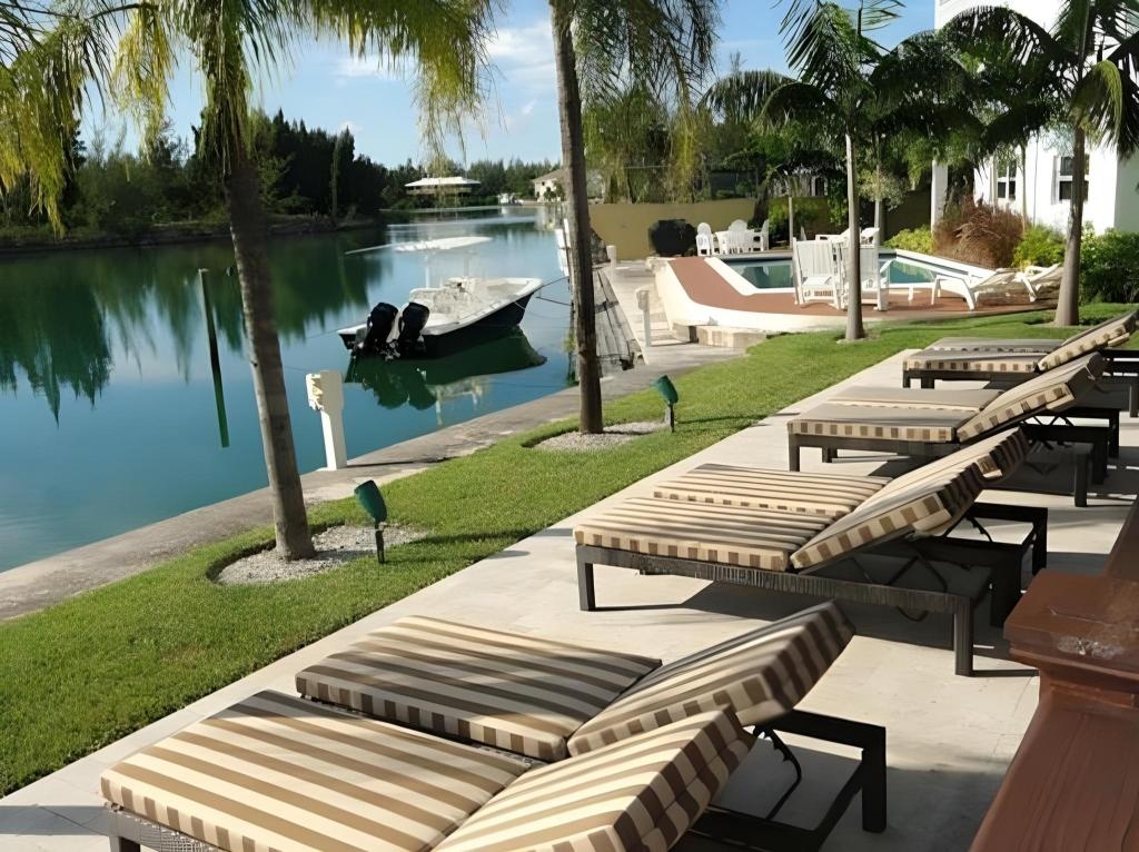 Dolphin Cove  Property Views  Property Views Image 1 1