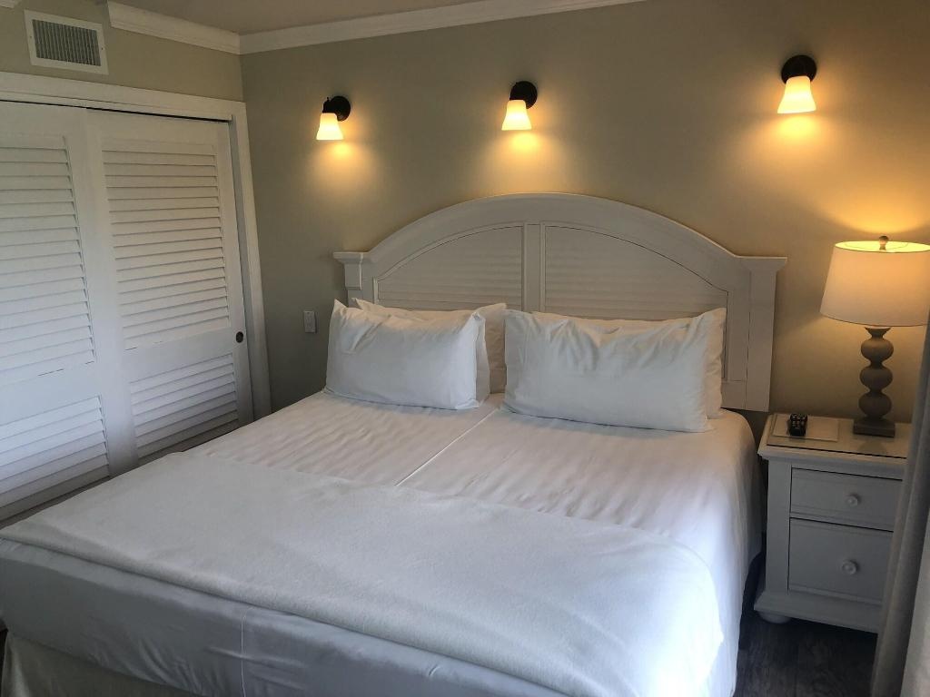 Dolphin Cove  Rooms  Rooms Image 12 12