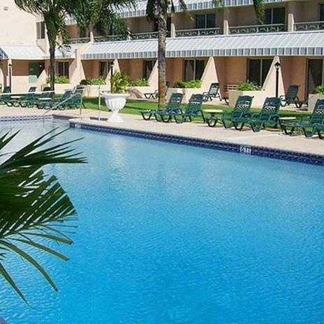 Castaways Resort And Suites Grand Bahama Island  Facilities  Swimming Pool 5