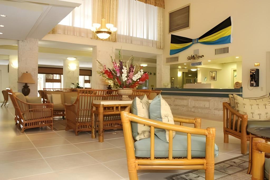 Castaways Resort And Suites Grand Bahama Island  Property Views  Lobby 1