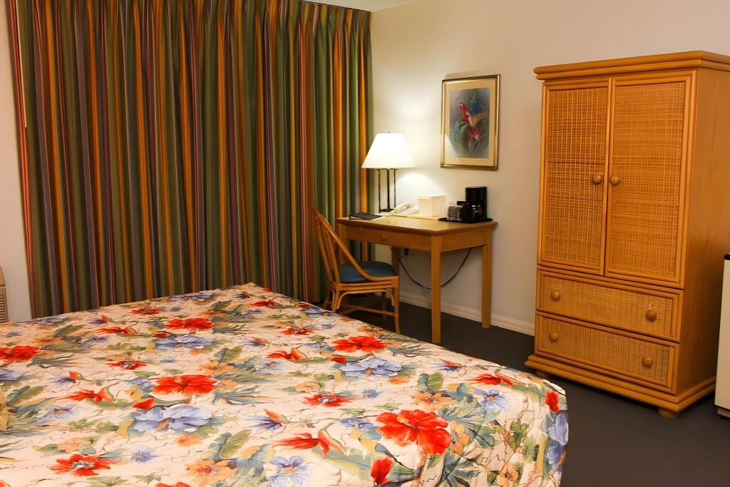 Castaways Resort And Suites Grand Bahama Island  Rooms  Rooms Image 9 9