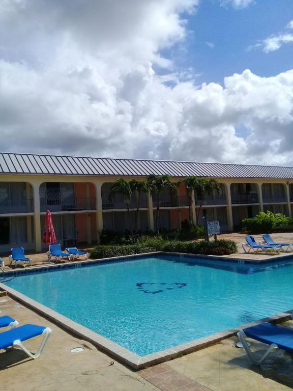 Royal Islander Hotel  Property Views  Exterior View 10
