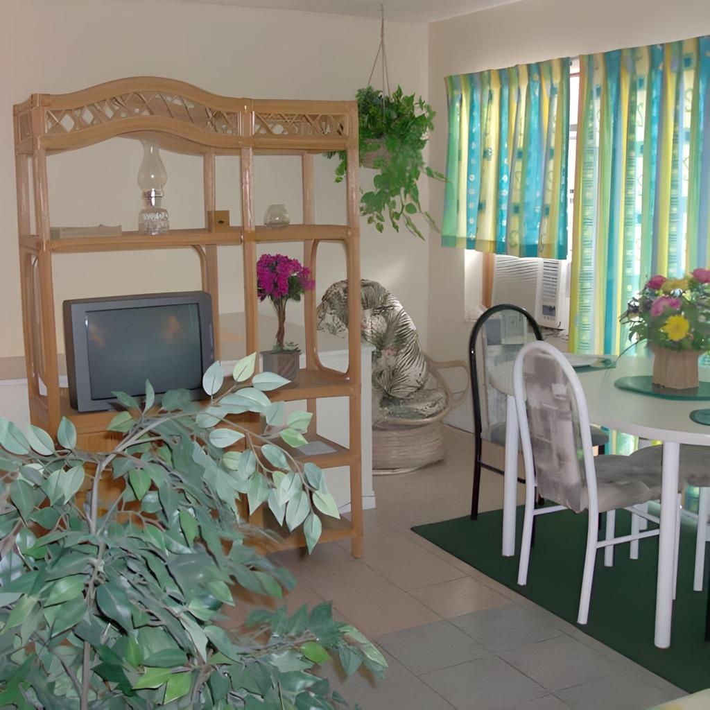 Dundee Bay Villas  Property Views  Interior View 4