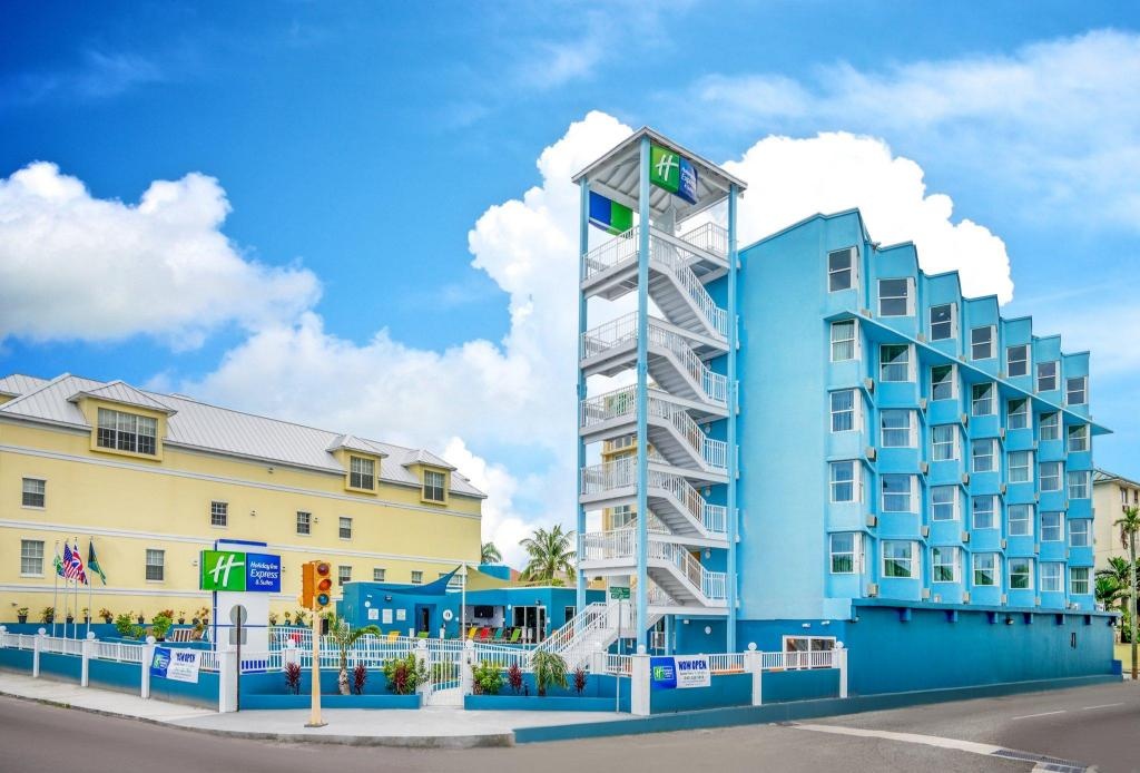 Holiday Inn Express Suites Nassau By IHG  Property Views  Exterior View 6