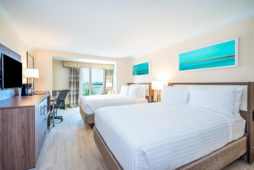 Holiday Inn Express Suites Nassau By IHG  Rooms  2 Queen Beds Suite 1