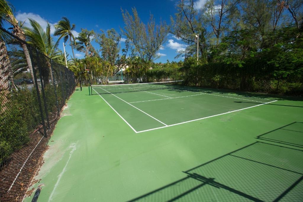 Warwick Paradise Island Bahamas All Inclusive Adults Only  Facilities  Tennis Court 26