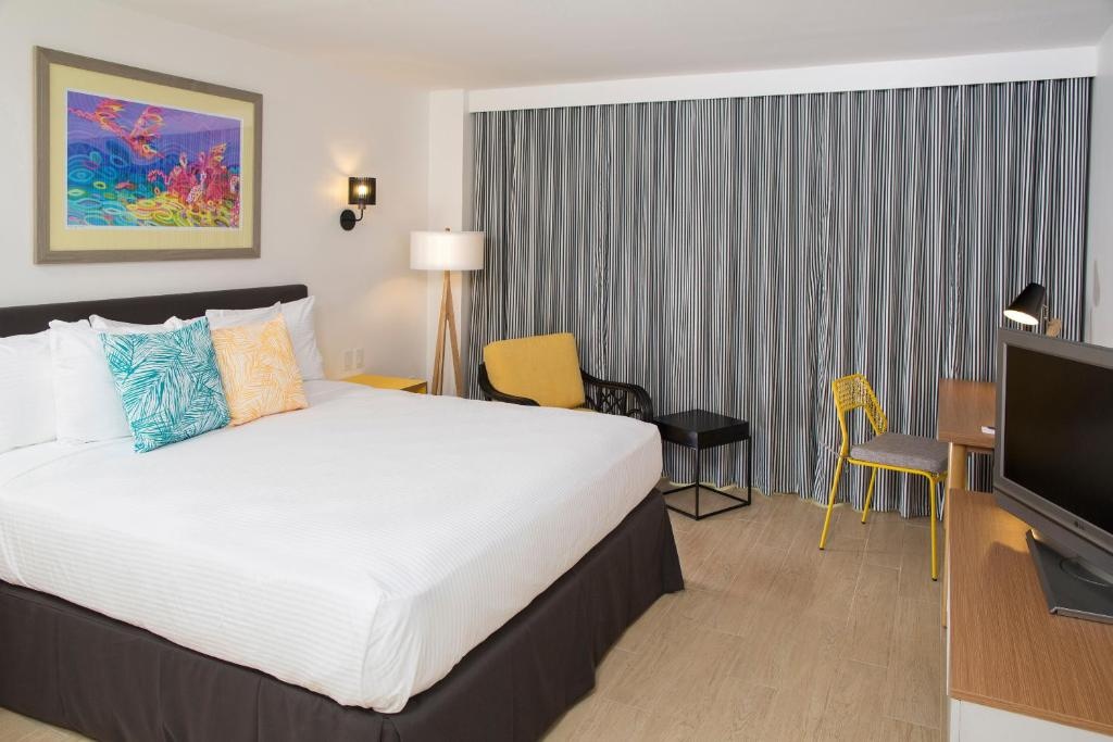 Warwick Paradise Island Bahamas All Inclusive Adults Only  Rooms  Rooms Image 12 12