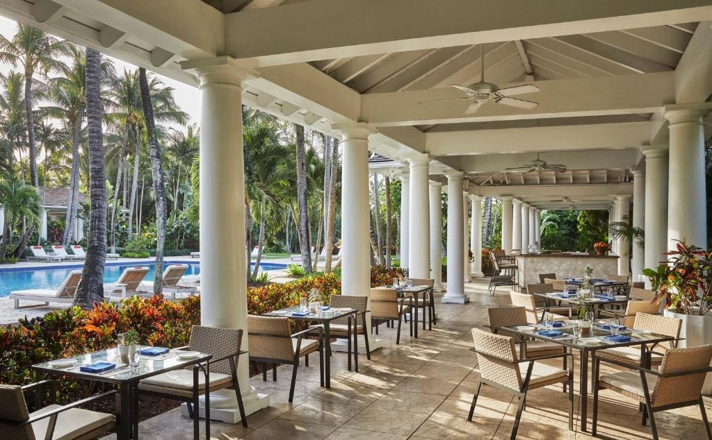 The Ocean Club A Four Seasons Resort Bahamas  Dining  Dining Image 6 6