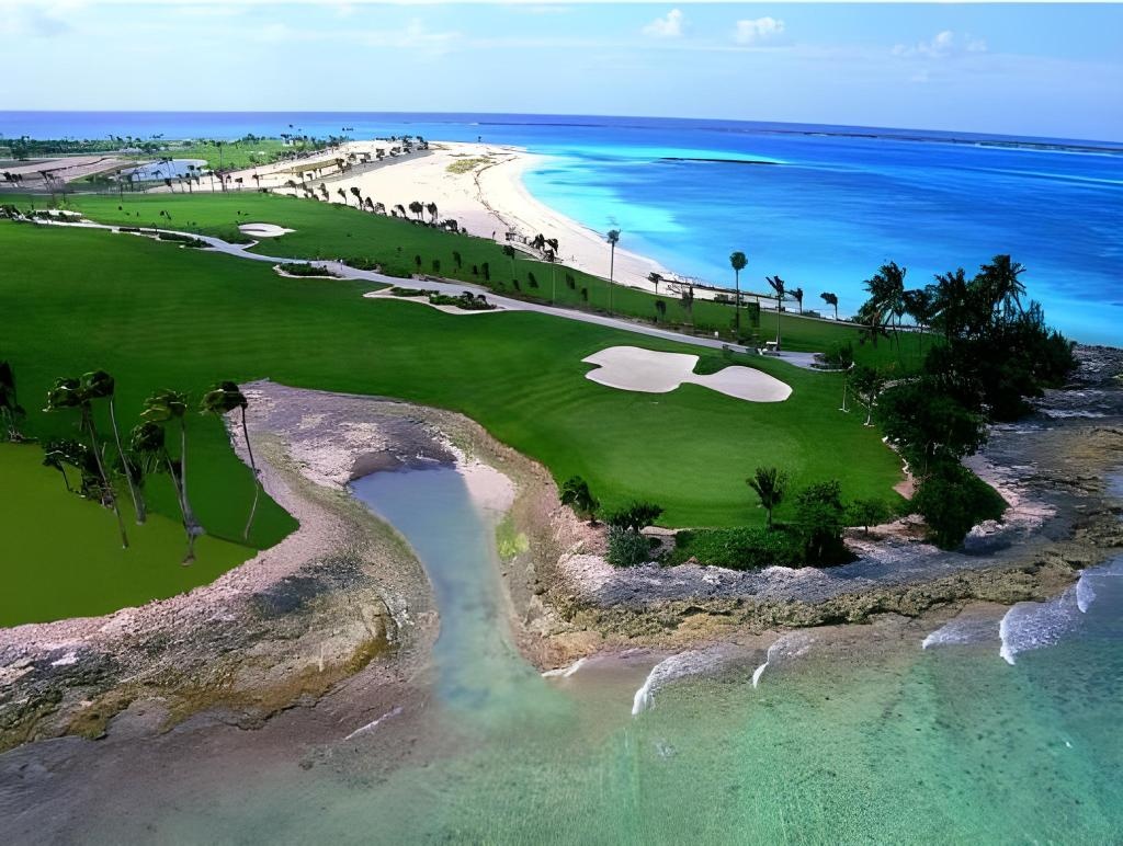 The Ocean Club A Four Seasons Resort Bahamas  Facilities  Golf Course On Site 31