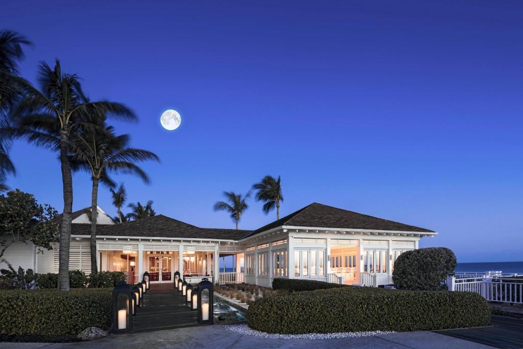 The Ocean Club A Four Seasons Resort Bahamas  Property Views  Exterior View 9