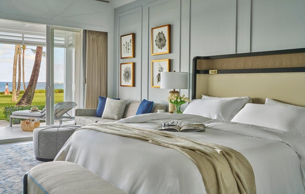 The Ocean Club A Four Seasons Resort Bahamas  Rooms  Luxury Oceanfront Suite Guestroom 5