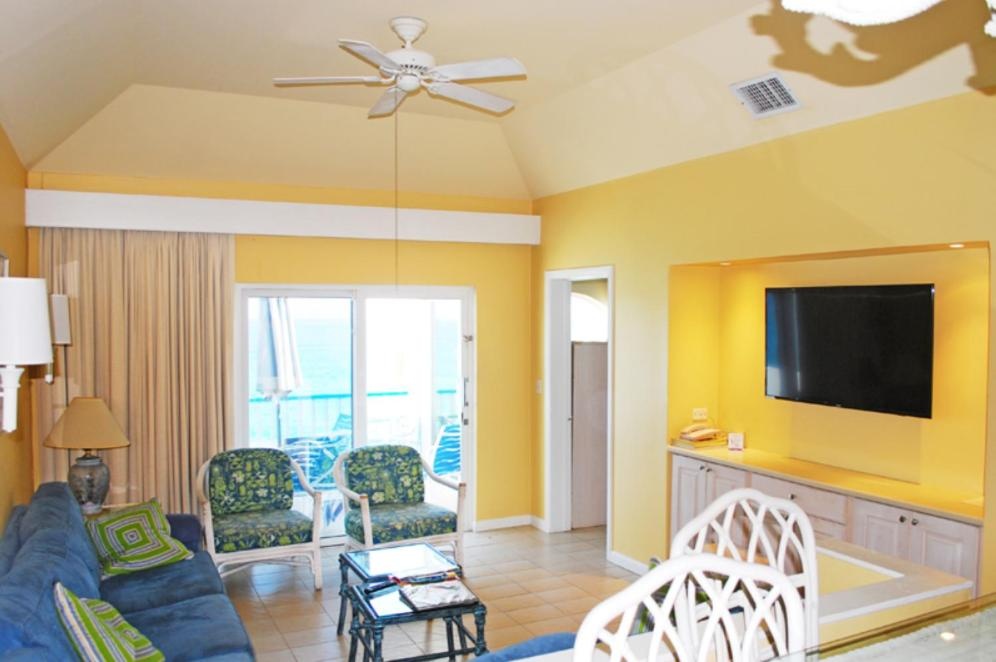 Paradise Island Beach Club  Rooms  Rooms Image 1 1