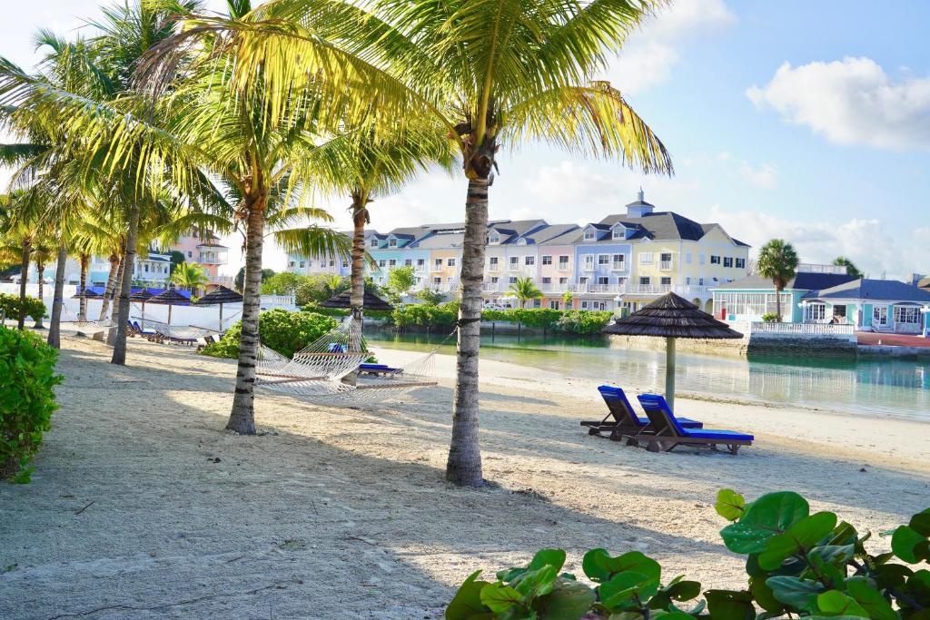 Sandyport Beach Resort  Facilities  Beach 22