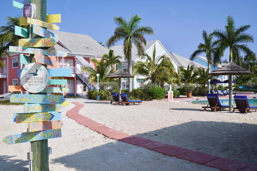 Sandyport Beach Resort  Facilities  Swimming Pool 1