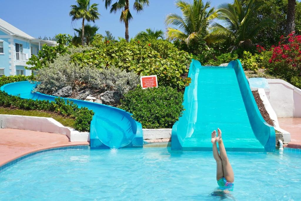 Sandyport Beach Resort  Facilities  Swimming Pool 5