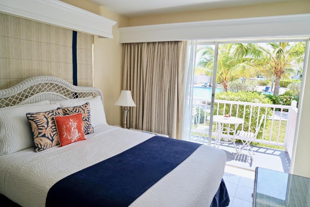 Sandyport Beach Resort  Rooms  Rooms Image 11 11