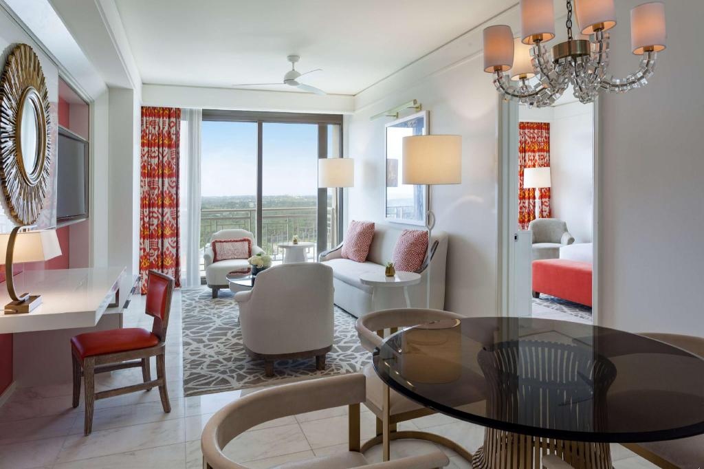 Grand Hyatt Baha Mar  Rooms  One Bedroom Fountain View Residence With One King Bed East Tower Suite Room 31