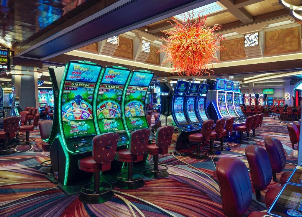 The Cove At Atlantis  Facilities  Casino 19