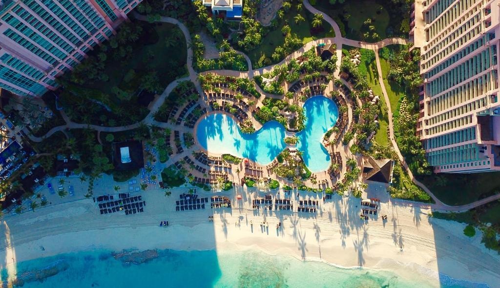 The Reef At Atlantis  Property Views  Exterior View 4