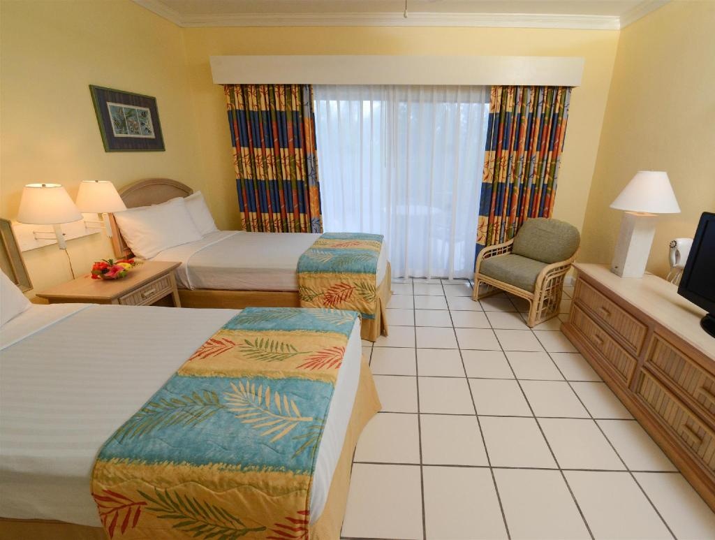 Bay View Suites Paradise Island  Rooms  Rooms Image 11 11