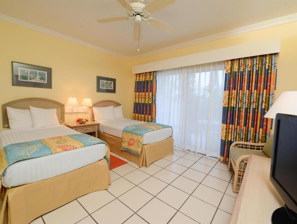 Bay View Suites Paradise Island  Rooms  Rooms Image 7 7