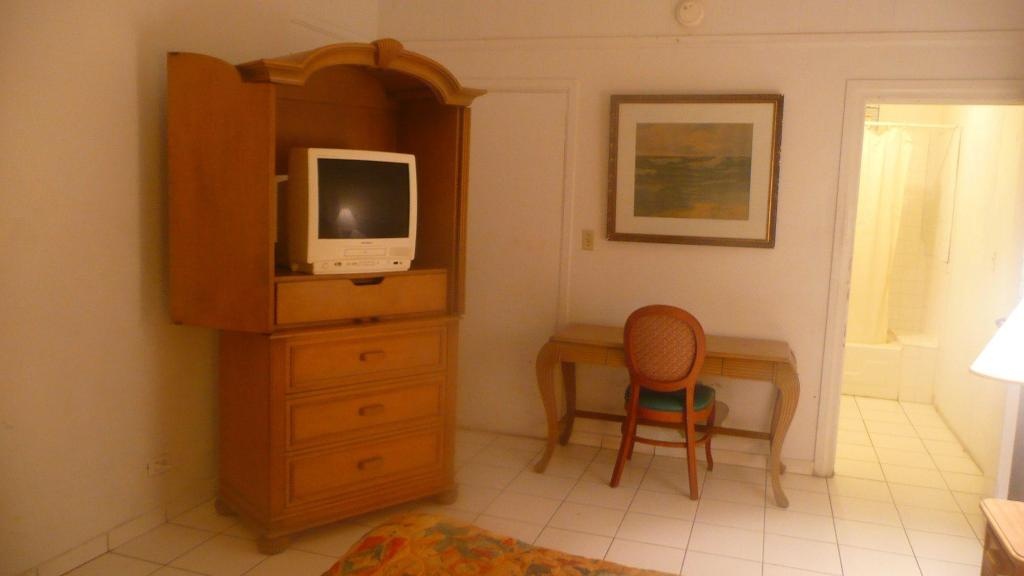 The Orchard Garden Hotel  Rooms  Rooms Image 3 3