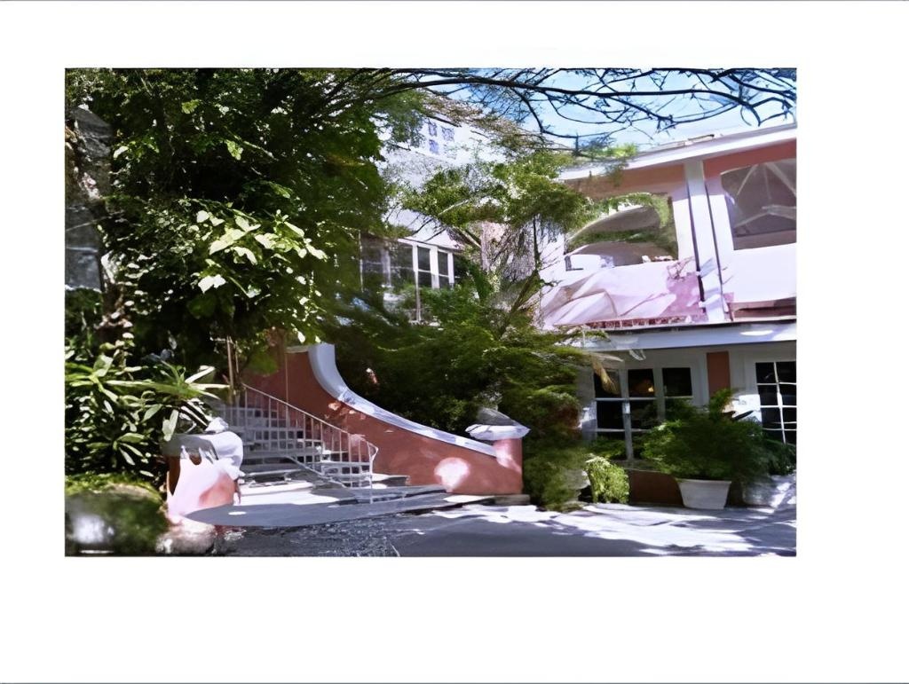Graycliff Hotel  Property Views  Exterior View 8
