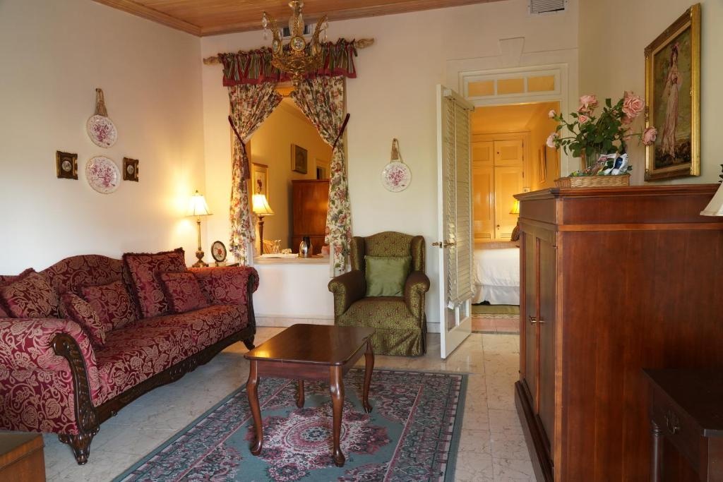 Graycliff Hotel  Rooms  Luxury Double Room 14
