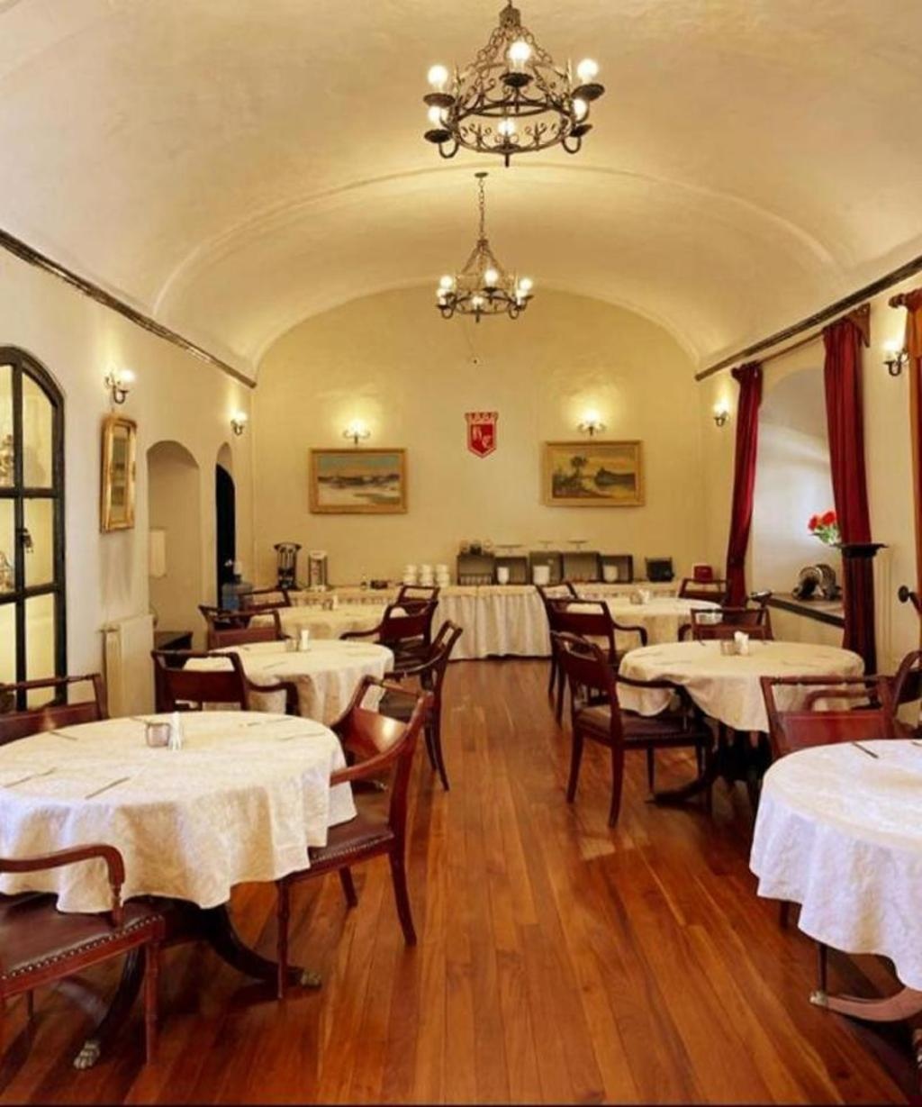 Hostal Colonial Potosi  Dining  Restaurant 4