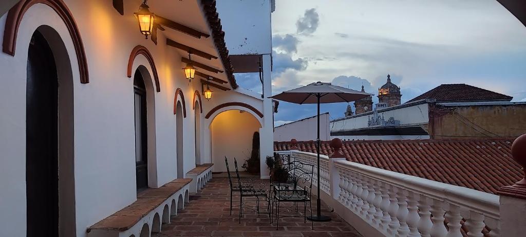 Hostal Colonial Potosi  Facilities  Balconyterrace 6