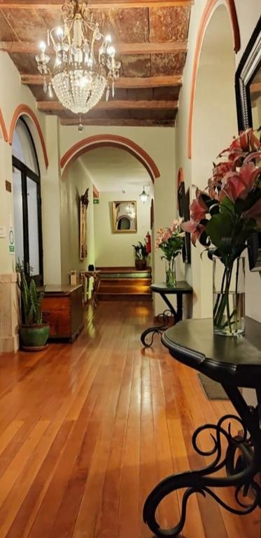 Hostal Colonial Potosi  Property Views  Lobby 6